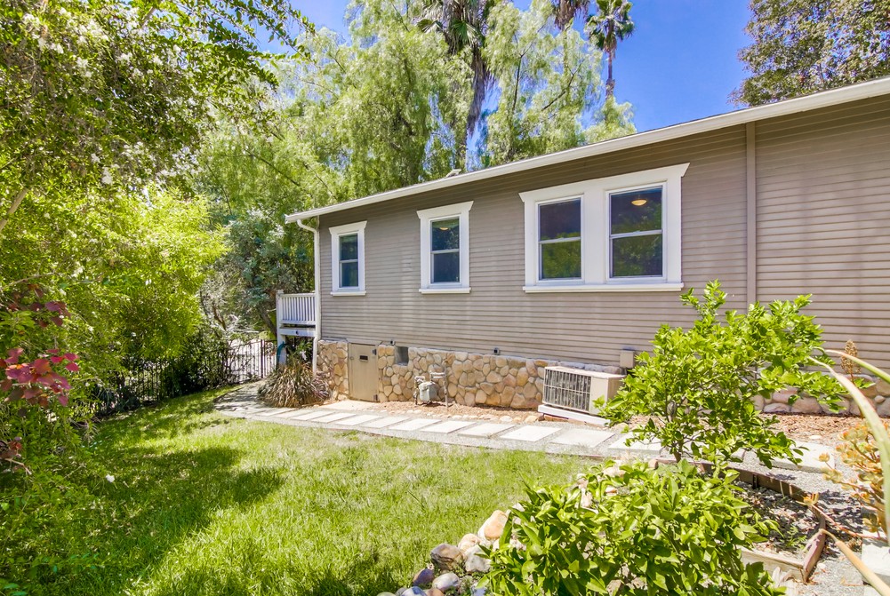 Virtual tour photo 39 of 57 for 3670 Collier Ave