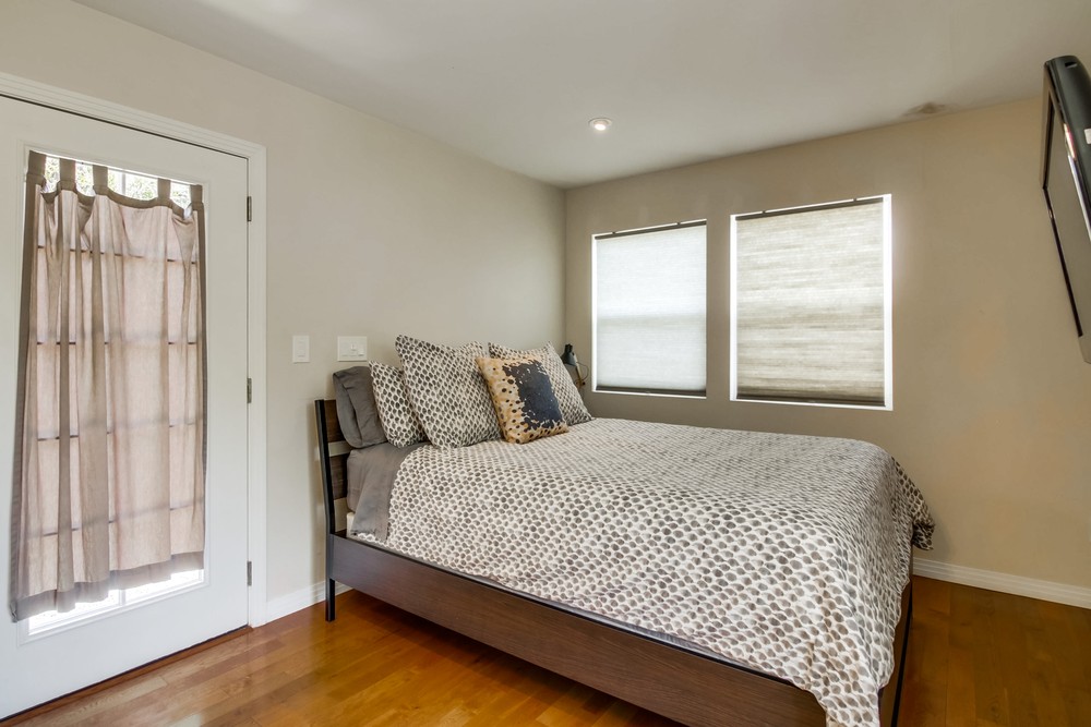 Virtual tour photo 47 of 57 for 3670 Collier Ave