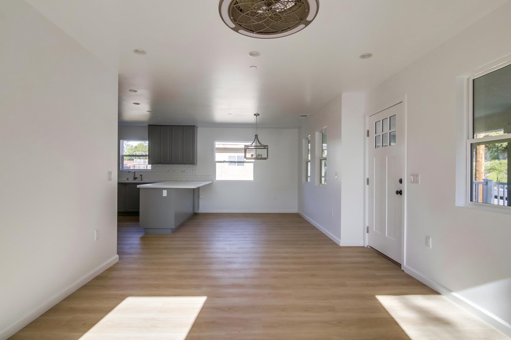 Virtual tour photo 21 of 46 for 3670 Curlew St