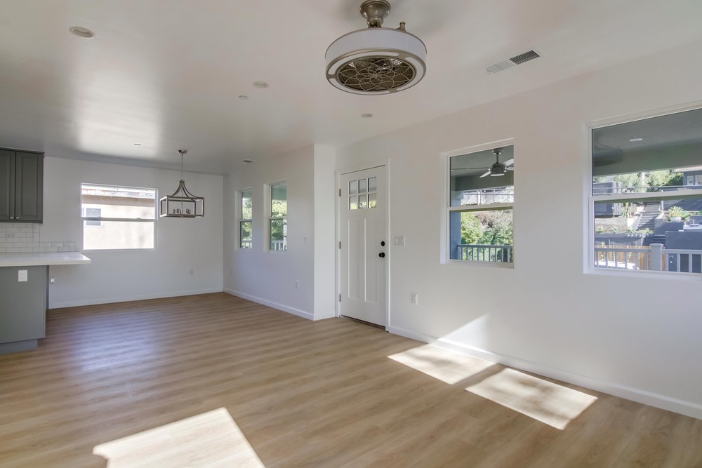 Virtual tour photo 22 of 46 for 3670 Curlew St
