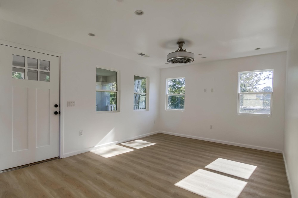 Virtual tour photo 25 of 46 for 3670 Curlew St