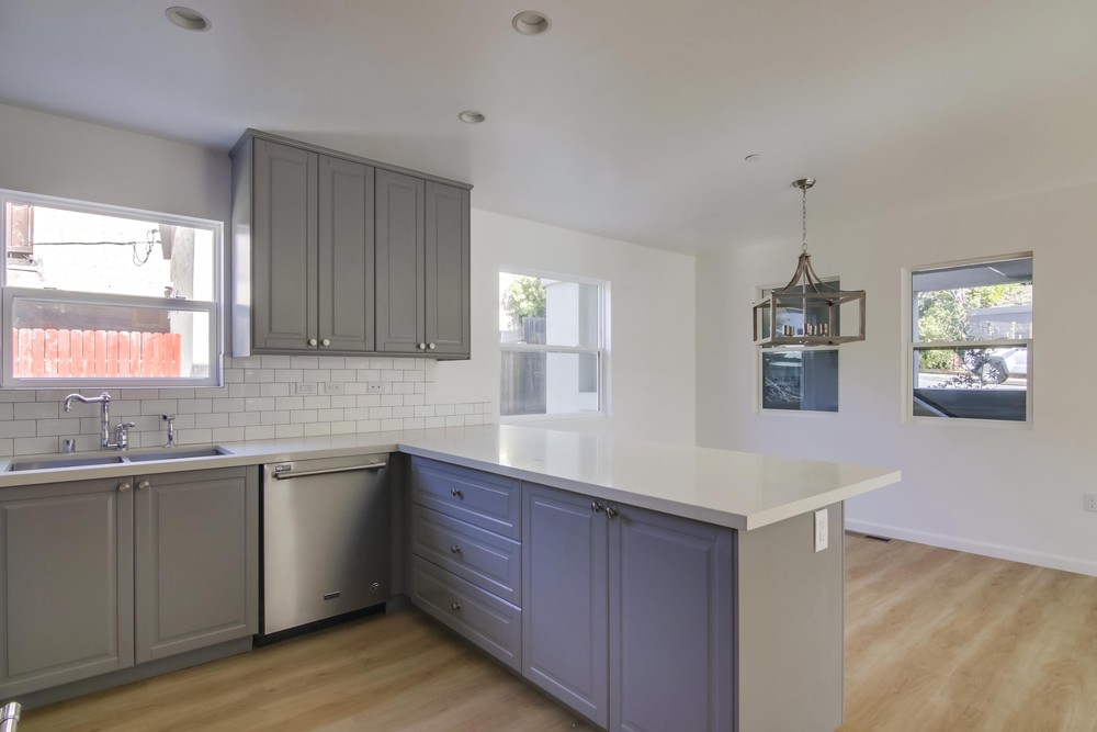 Virtual tour photo 34 of 46 for 3670 Curlew St