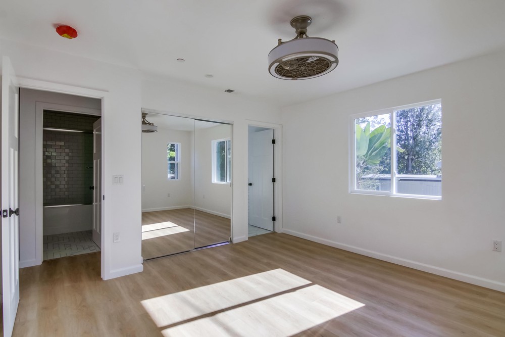 Virtual tour photo 38 of 46 for 3670 Curlew St