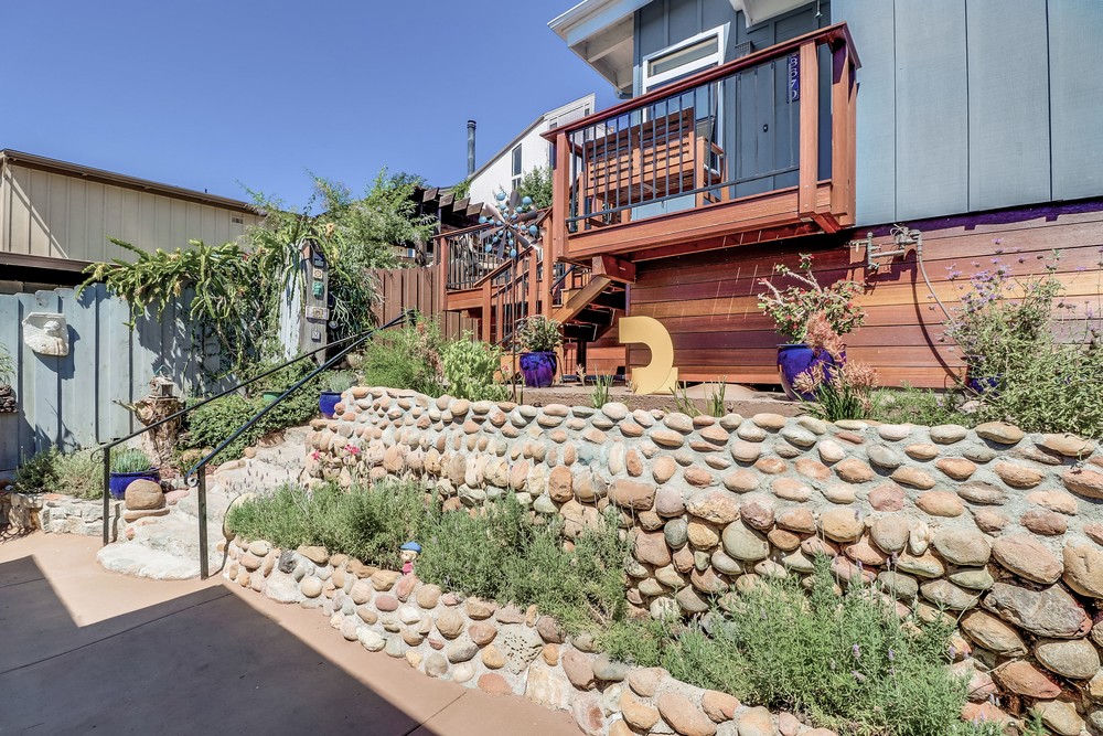 Virtual tour photo 4 of 37 for 3670 Keating St