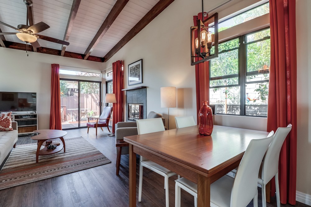 Virtual tour photo 10 of 37 for 3670 Keating St
