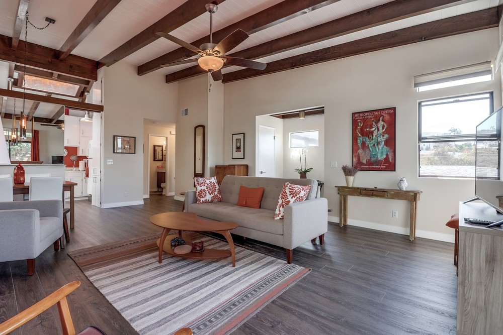 Virtual tour photo 11 of 37 for 3670 Keating St