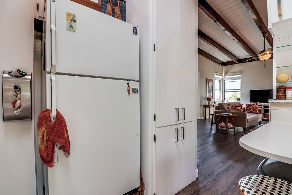 Virtual tour photo 22 of 37 for 3670 Keating St