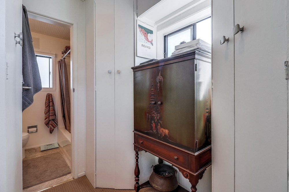 Virtual tour photo 28 of 37 for 3670 Keating St