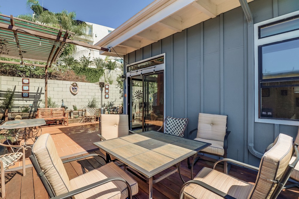 Virtual tour photo 36 of 37 for 3670 Keating St