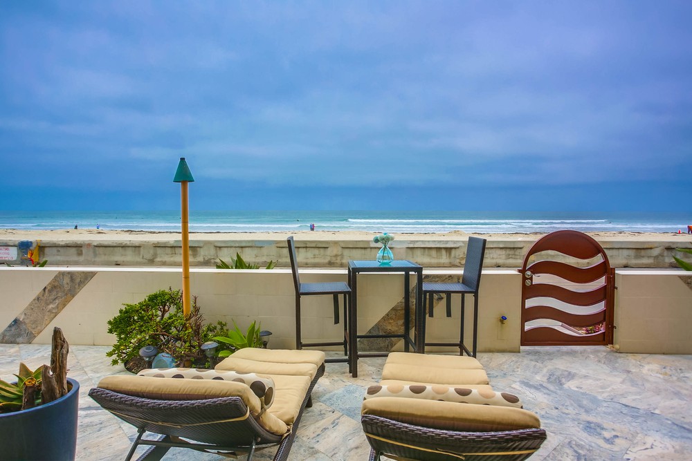 Virtual tour photo 9 of 41 for 3671 Ocean Front Walk
