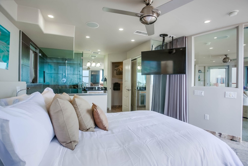 Virtual tour photo 36 of 41 for 3671 Ocean Front Walk