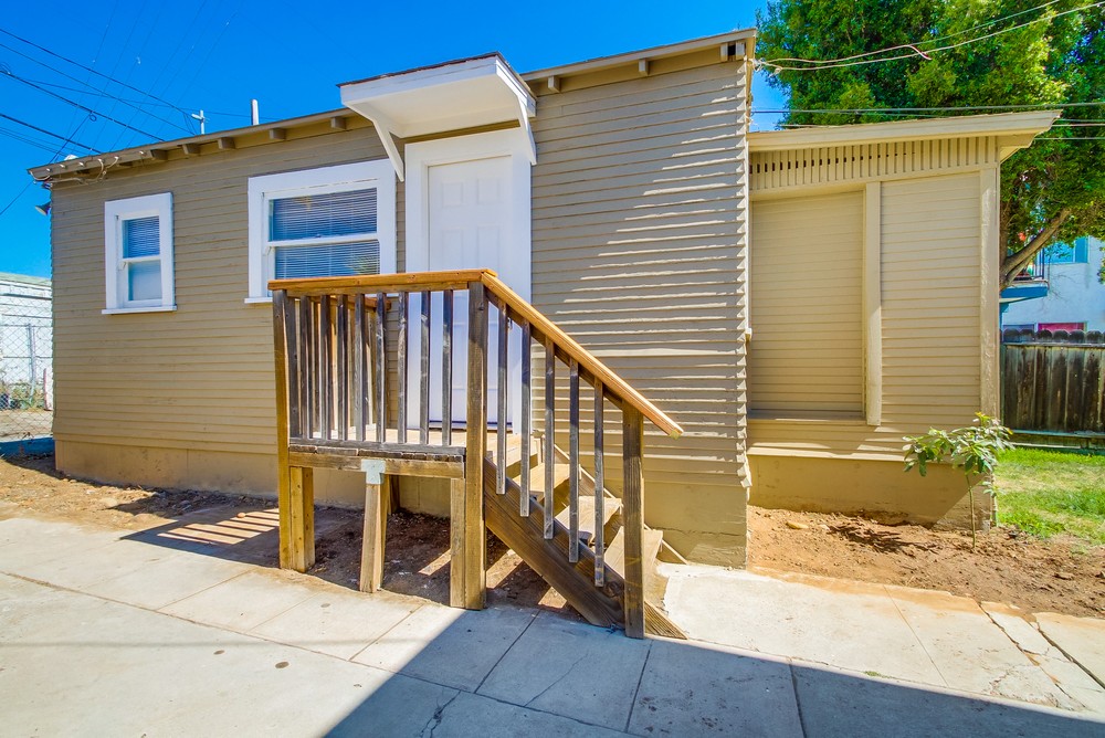 Virtual tour photo 5 of 24 for 3672 45th St