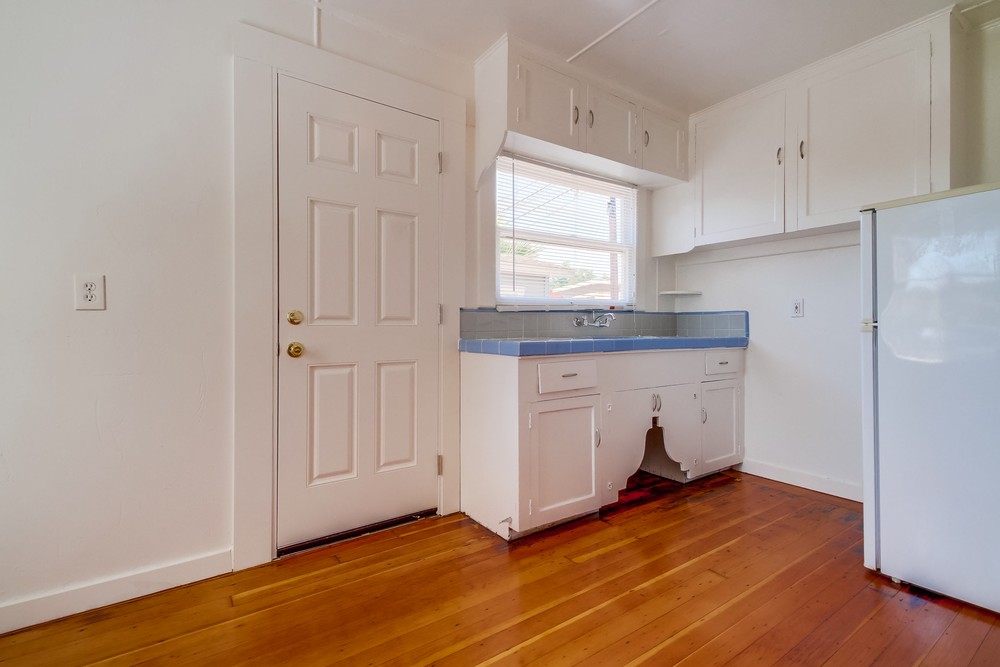 Virtual tour photo 13 of 24 for 3672 45th St