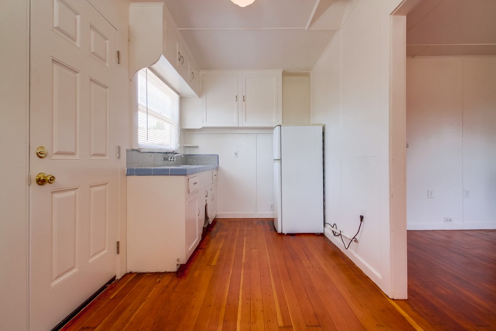 Virtual tour photo 14 of 24 for 3672 45th St