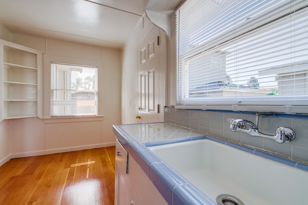 Virtual tour photo 16 of 24 for 3672 45th St