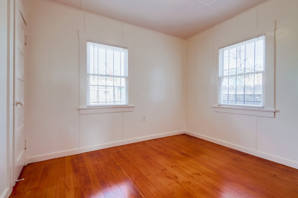 Virtual tour photo 19 of 24 for 3672 45th St