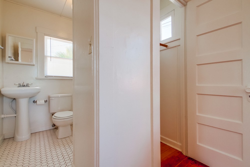 Virtual tour photo 22 of 24 for 3672 45th St