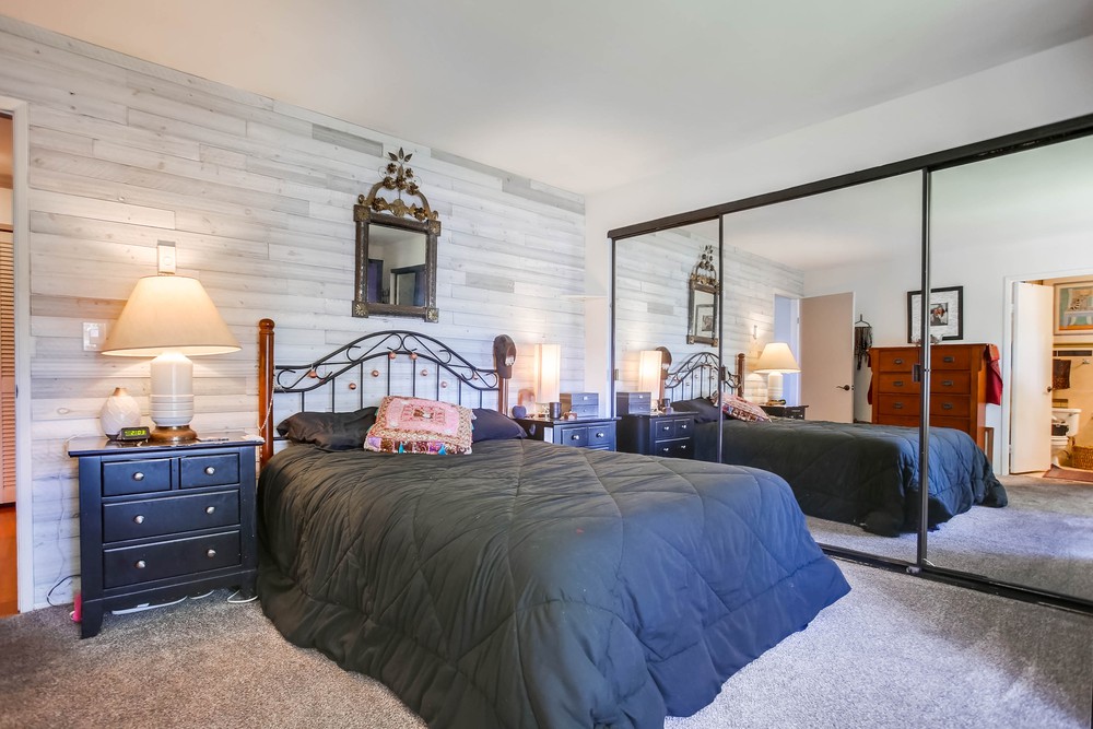 Virtual tour photo 20 of 34 for 3672 Clairemont Dr #3D