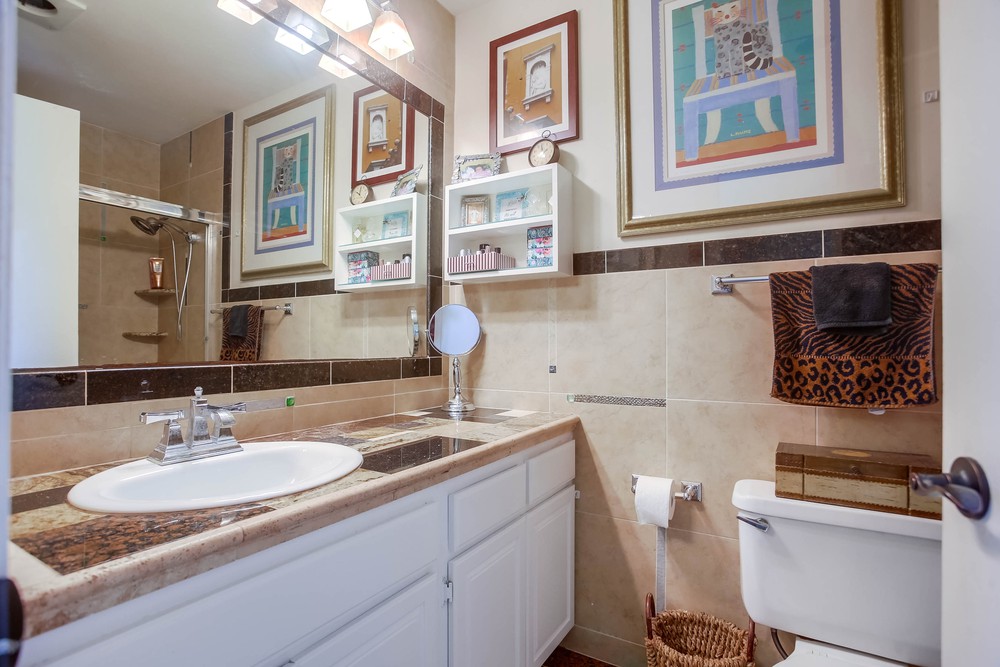 Virtual tour photo 24 of 34 for 3672 Clairemont Dr #3D