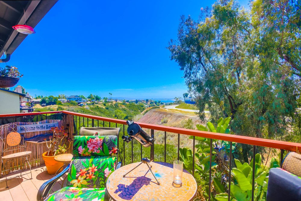 Virtual tour photo 31 of 34 for 3672 Clairemont Dr #3D