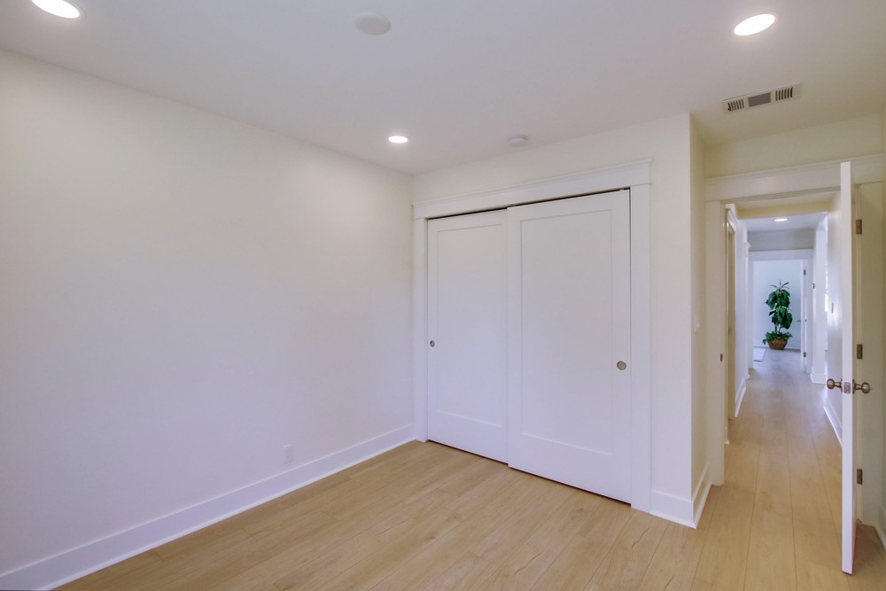 Virtual tour photo 30 of 49 for 3673 Boundary St