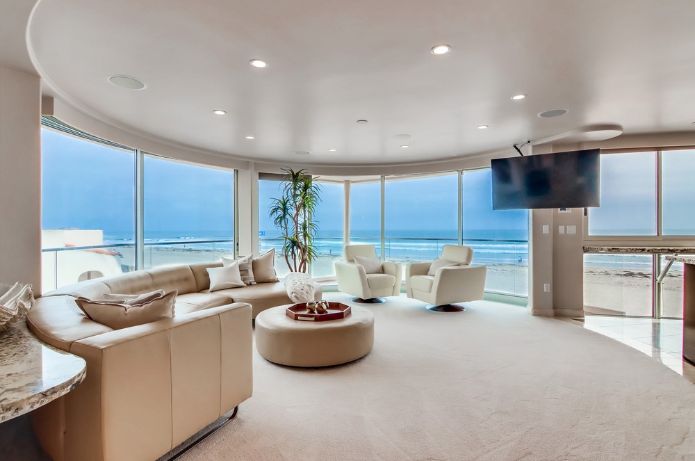 Virtual tour photo 10 of 59 for 3673 Ocean Front Walk