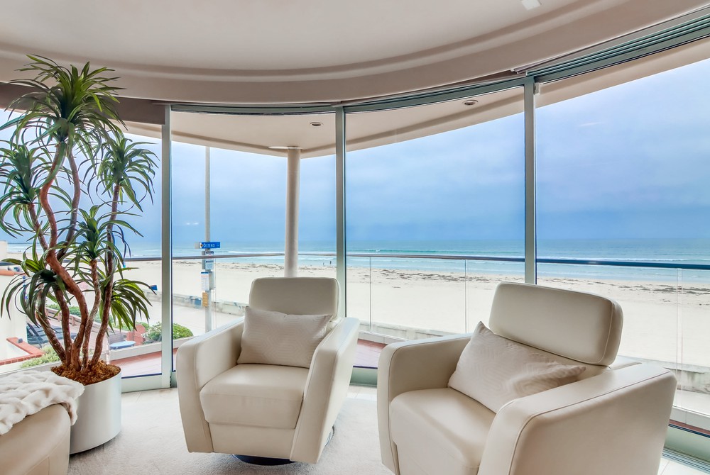 Virtual tour photo 14 of 59 for 3673 Ocean Front Walk