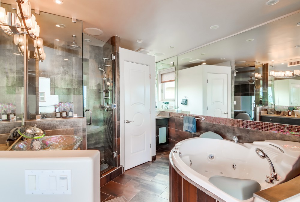 Virtual tour photo 41 of 59 for 3673 Ocean Front Walk