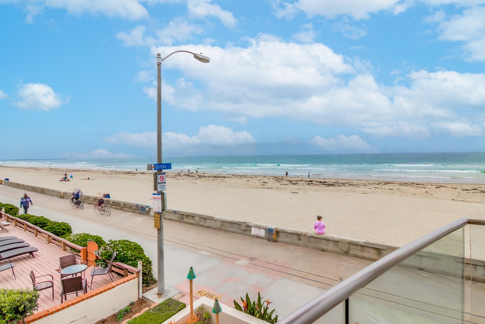 Virtual tour photo 57 of 59 for 3673 Ocean Front Walk