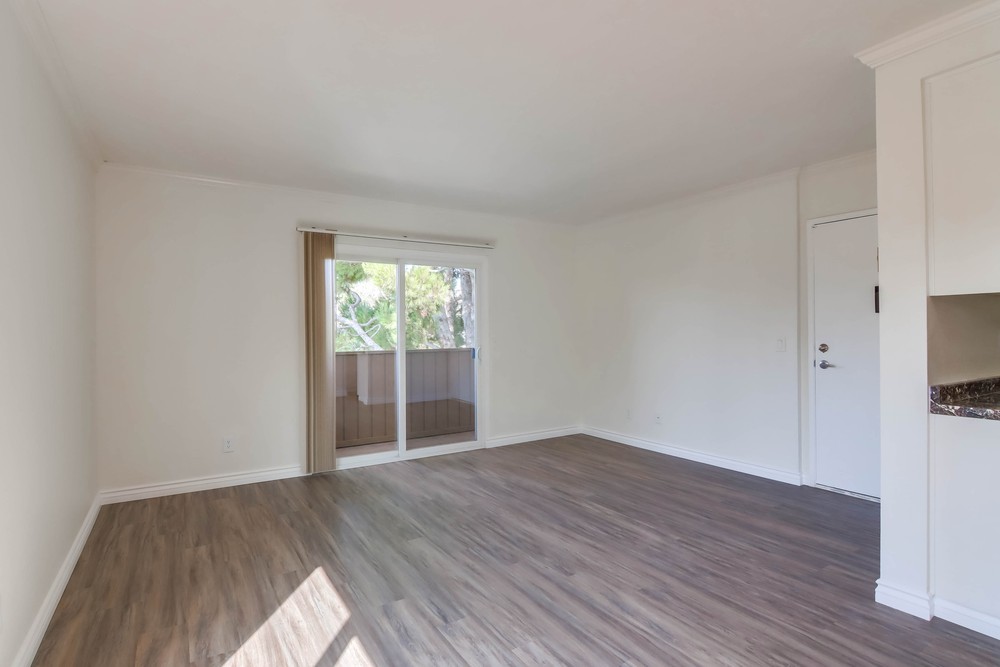 Virtual tour photo 12 of 31 for 3674 Alabama St Unit C