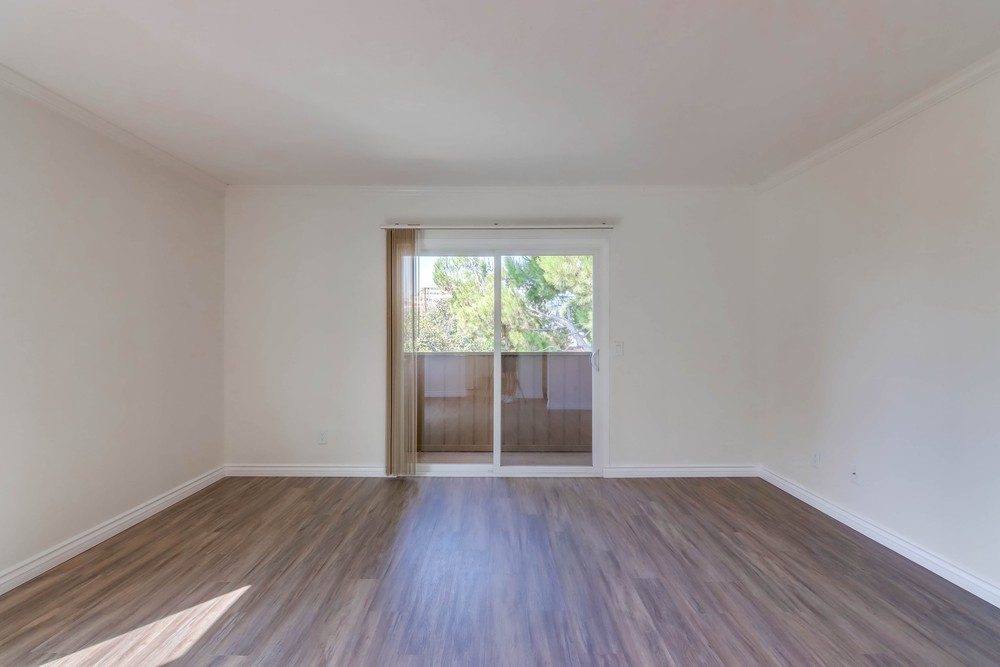 Virtual tour photo 14 of 31 for 3674 Alabama St Unit C
