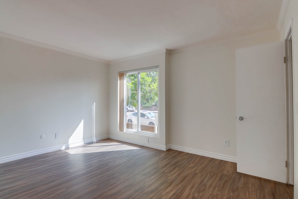 Virtual tour photo 24 of 31 for 3674 Alabama St Unit C