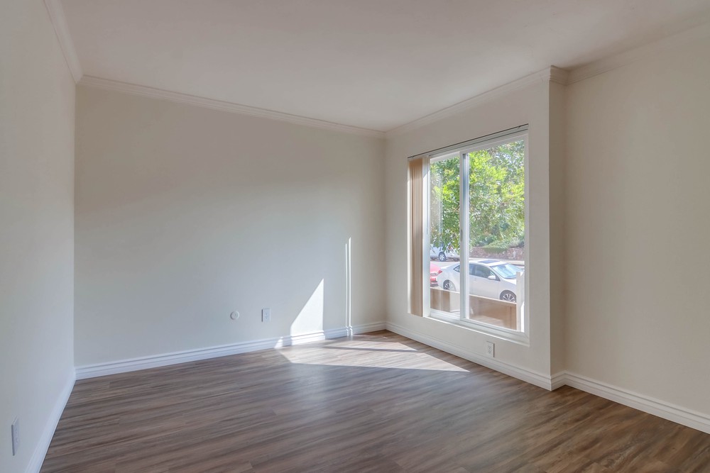 Virtual tour photo 25 of 31 for 3674 Alabama St Unit C
