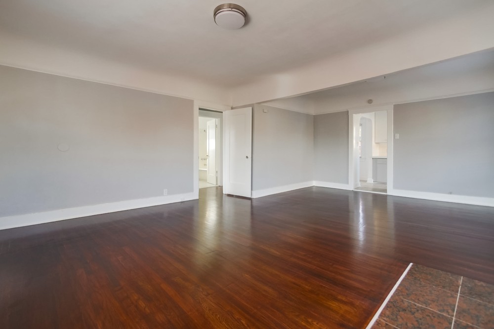 Virtual tour photo 13 of 48 for 3676 36th St