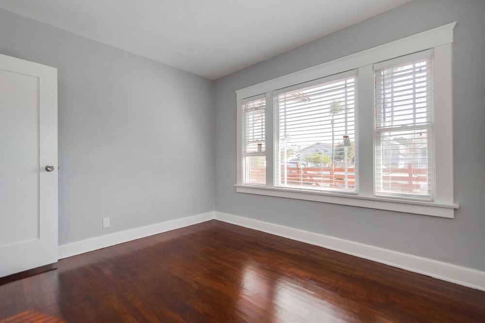 Virtual tour photo 21 of 48 for 3676 36th St