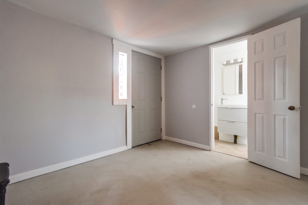 Virtual tour photo 38 of 48 for 3676 36th St