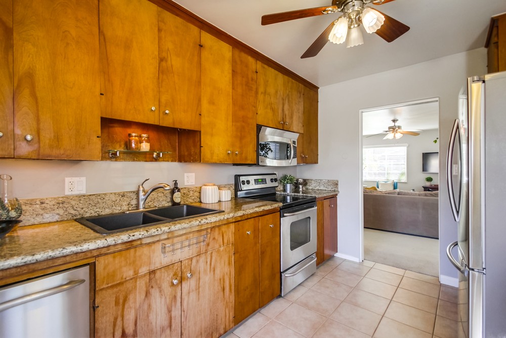 Virtual tour photo 13 of 34 for 3676 Oleander Dr