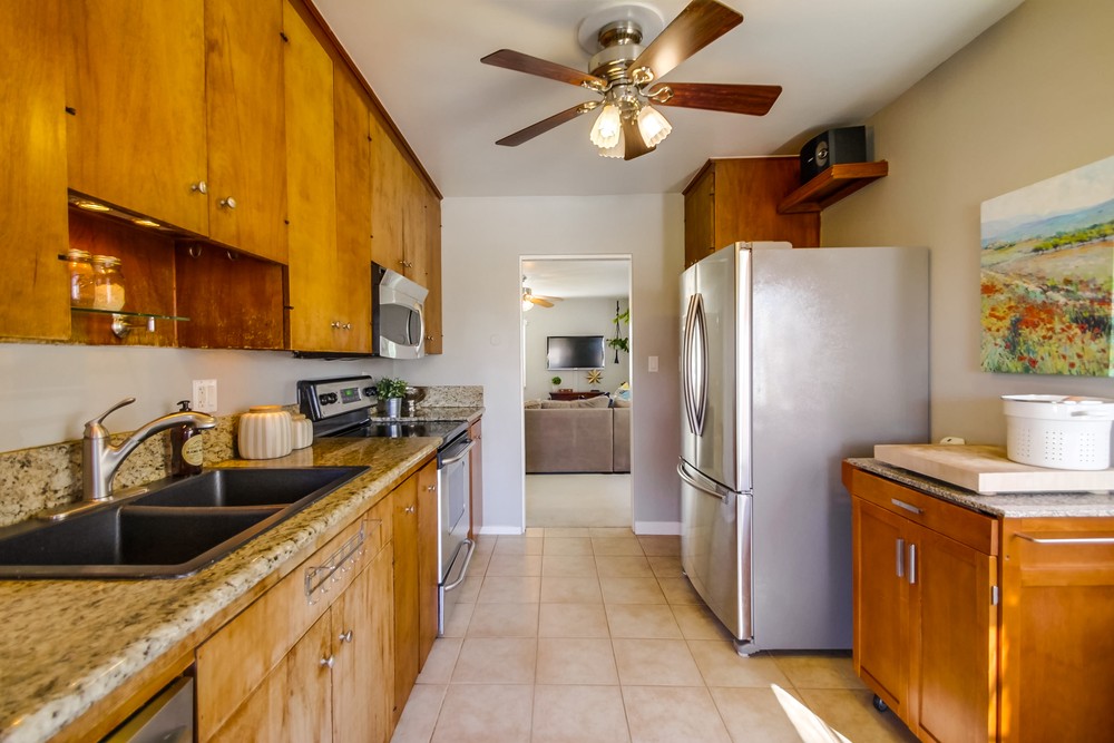 Virtual tour photo 14 of 34 for 3676 Oleander Dr