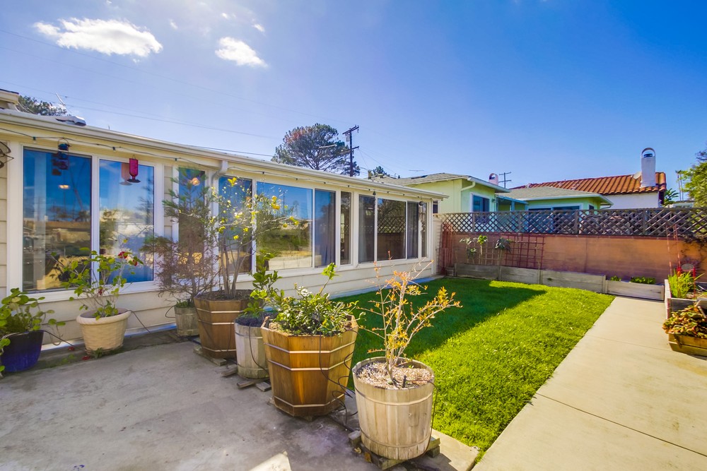 Virtual tour photo 32 of 34 for 3676 Oleander Dr
