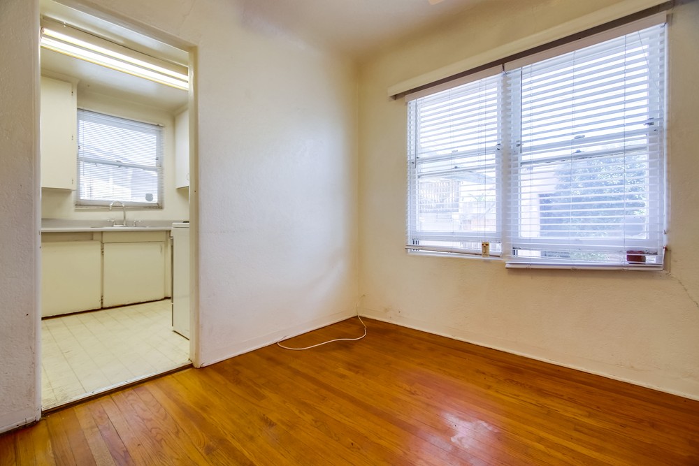 Virtual tour photo 11 of 31 for 3676 Orange Ave