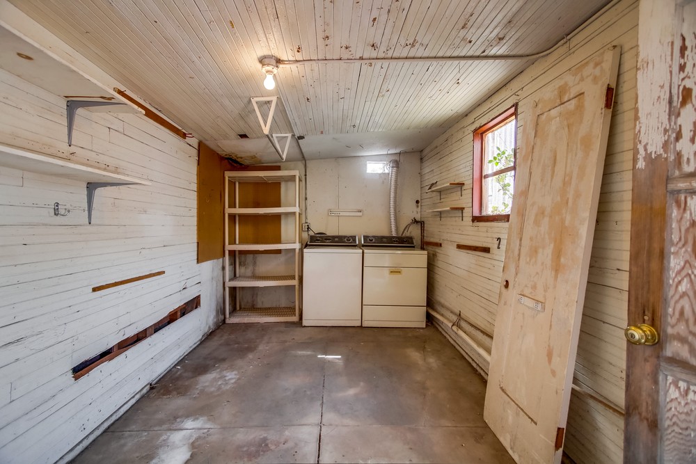 Virtual tour photo 22 of 31 for 3676 Orange Ave