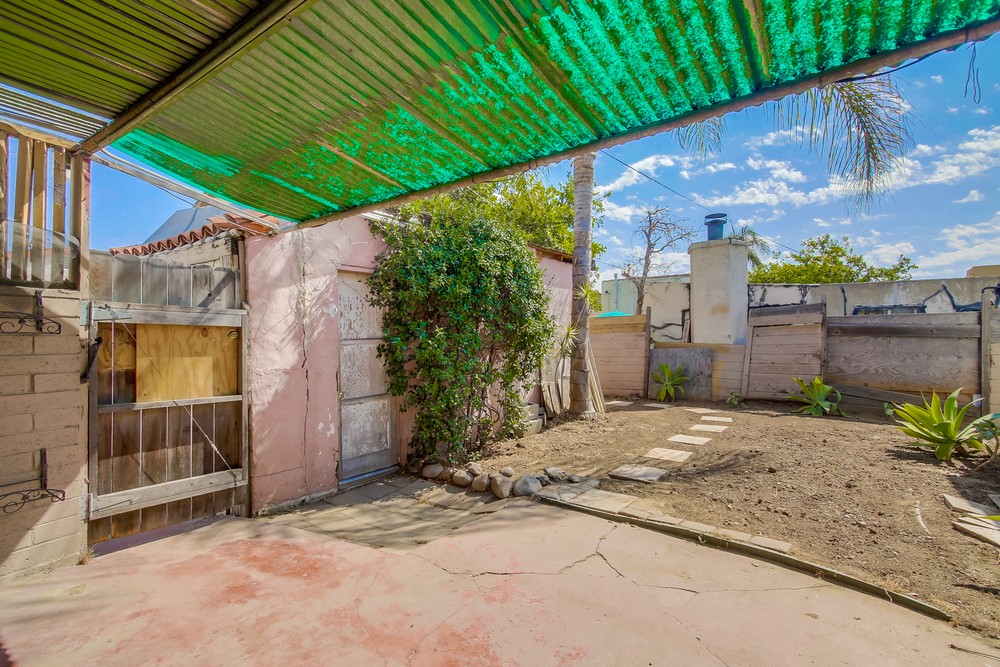 Virtual tour photo 25 of 31 for 3676 Orange Ave