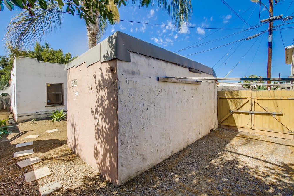 Virtual tour photo 31 of 31 for 3676 Orange Ave