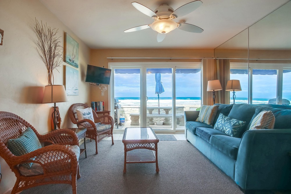 Virtual tour photo 10 of 73 for 3677 Ocean Front Walk