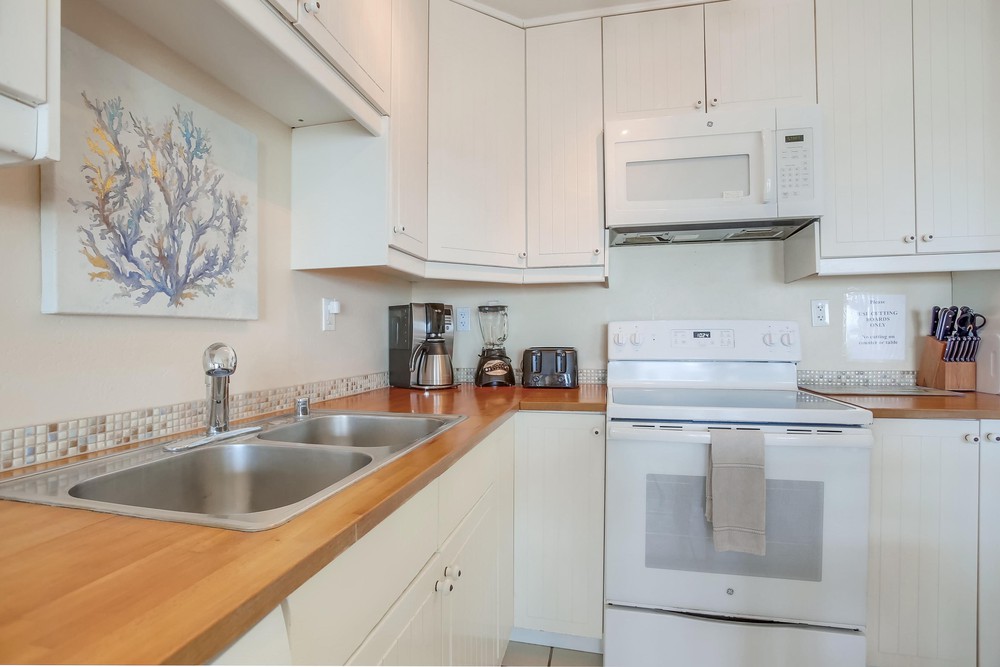 Virtual tour photo 45 of 73 for 3677 Ocean Front Walk