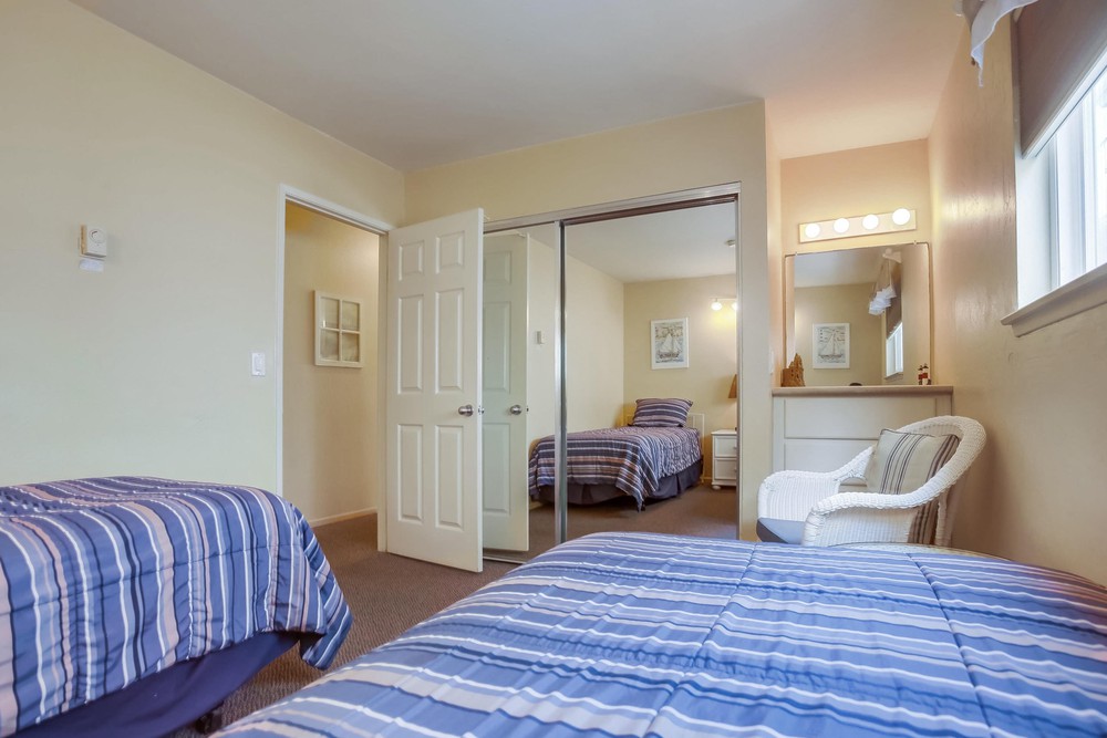 Virtual tour photo 50 of 73 for 3677 Ocean Front Walk