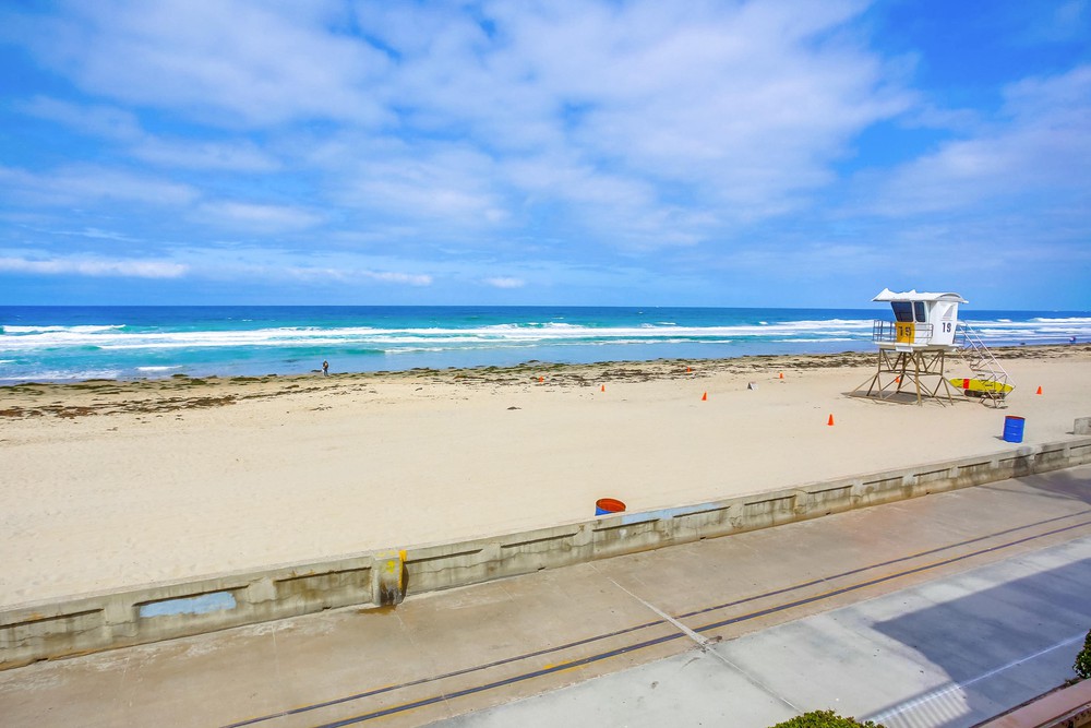 Virtual tour photo 59 of 73 for 3677 Ocean Front Walk
