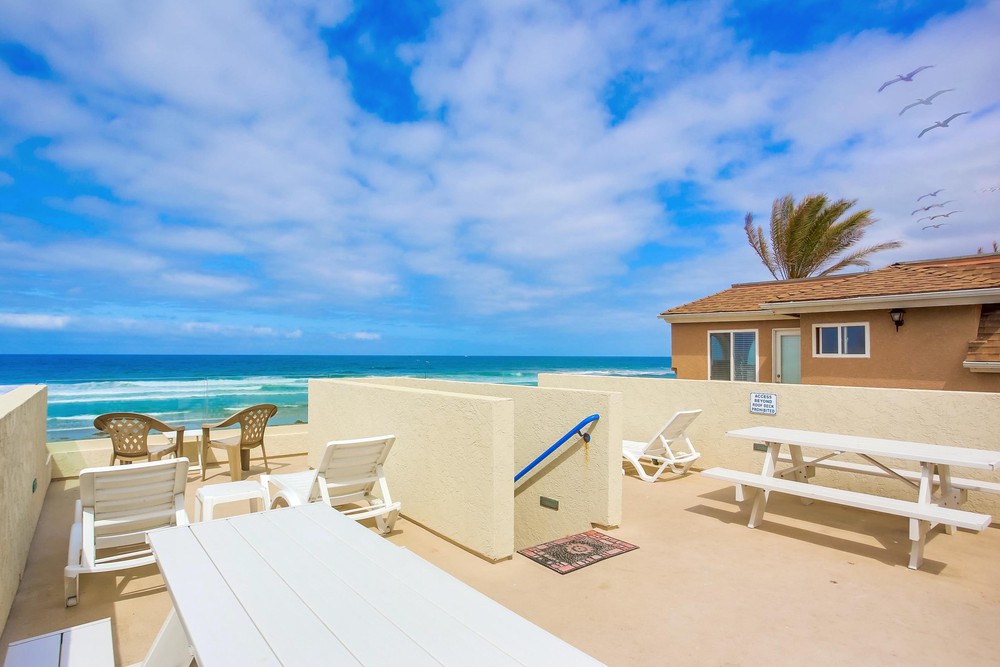 Virtual tour photo 62 of 73 for 3677 Ocean Front Walk