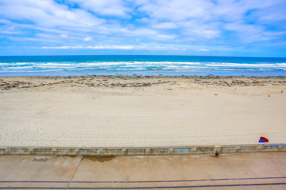 Virtual tour photo 68 of 73 for 3677 Ocean Front Walk