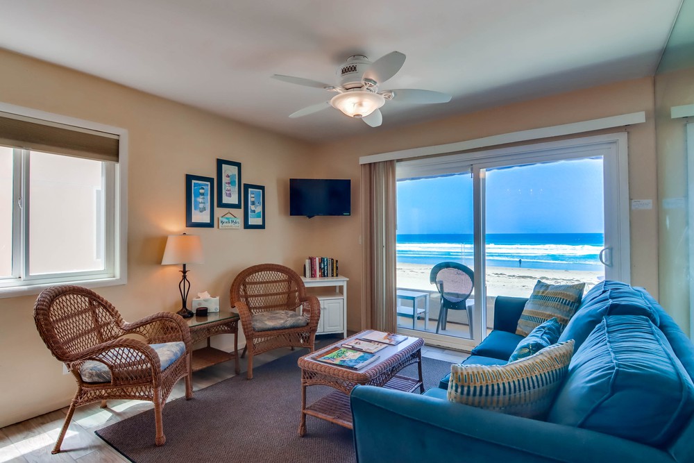 Virtual tour photo 6 of 31 for 3679 Ocean Front Walk